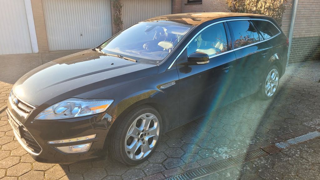 Ford Mondeo 233.900 km 3.999 &euro; Salzgitter 38259