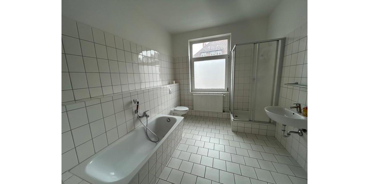 Etagenwohnung Braunschweig Lehndorf-Watenbüttel - 3 Zimmer, 99 m&sup2;, 868&euro; | Angebot:25882017