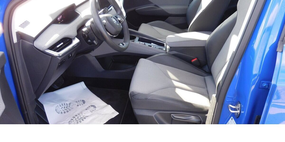 Skoda Enyaq iV 50 1-Gang Elektrik Automatic Klima Navi 10.800 km 21.990 &euro; Vordorf 38533