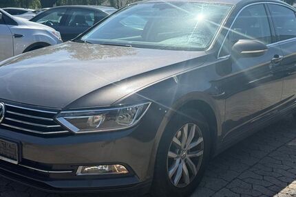 VW Passat 87.498 km 13.990 &euro; Braunschweig 38122