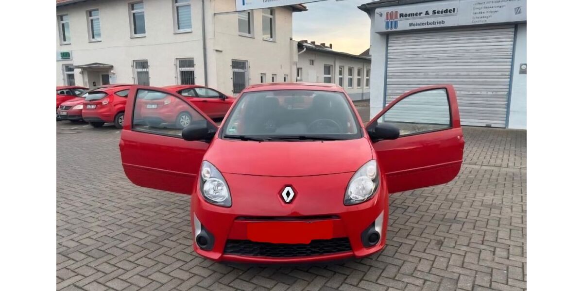 Renault Twingo 80.000 km 3.050 &euro; Braunschweig 38112