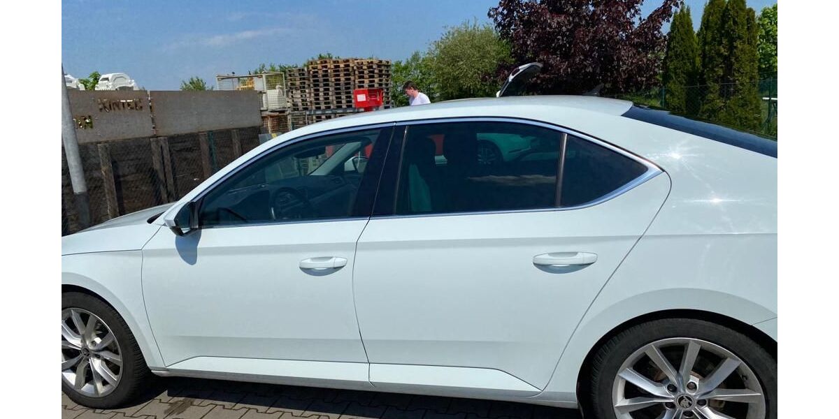 Skoda Superb 186.000 km 13.699 &euro; Ilsede 31241