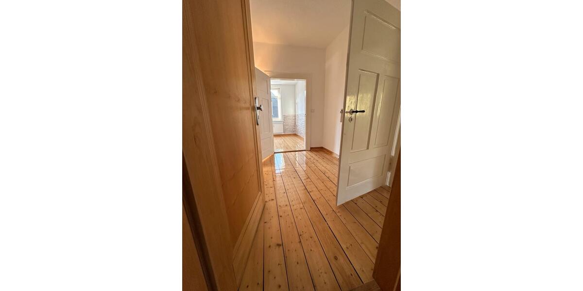 Dachgeschoßwohnung Langelsheim - 3 Zimmer, 71 m&sup2;, 570&euro; | Angebot:25075501