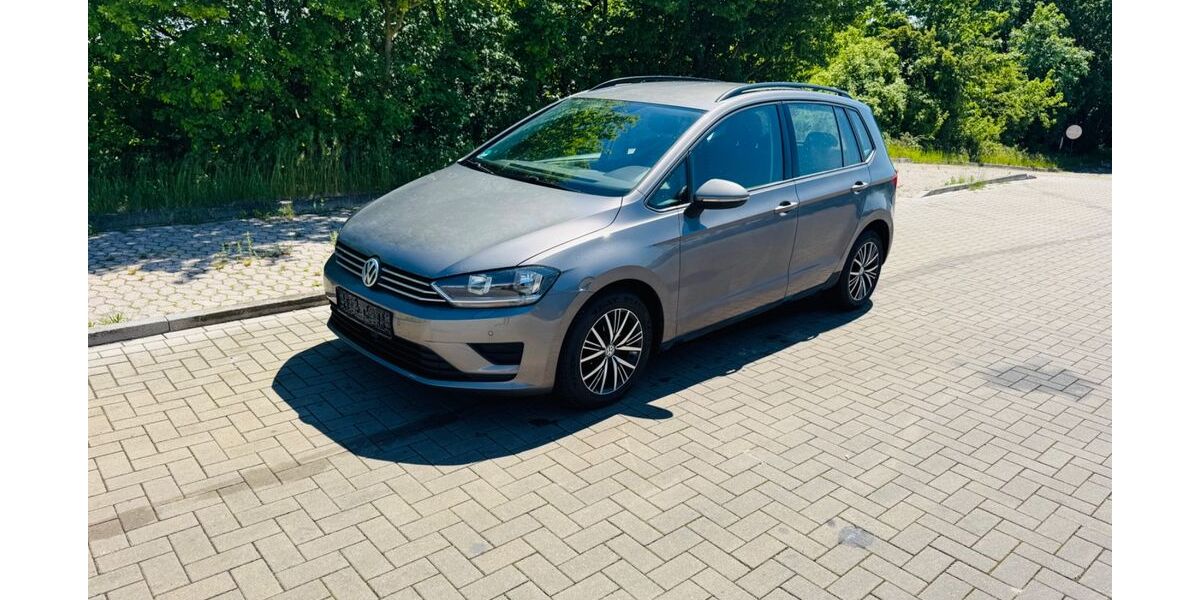 VW Golf Sportsvan 140.290 km 8.100 &euro; Burgdorf 38272