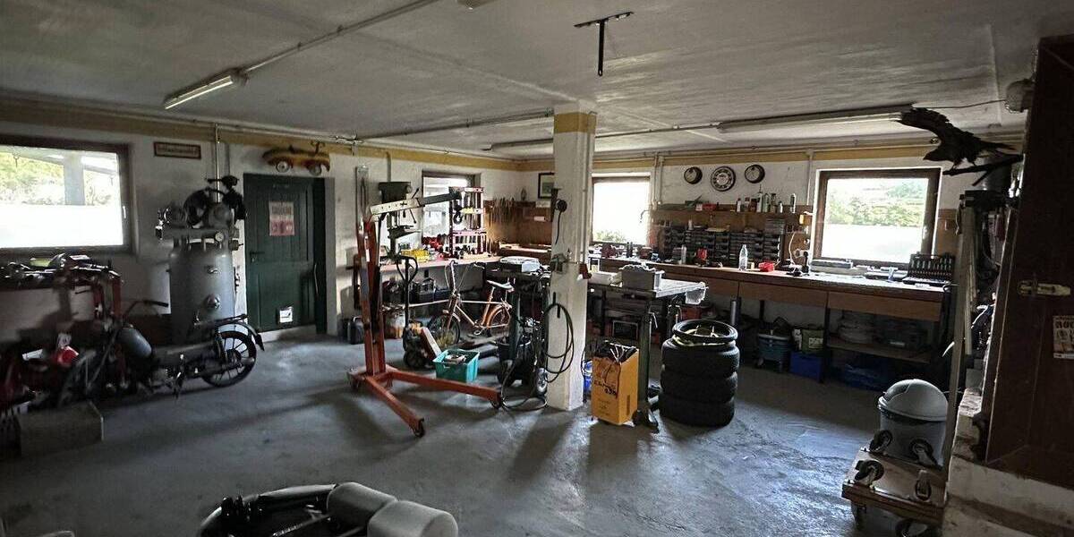 Mehrfamilienhaus, Wohnhaus Rötgesbüttel - 5 Zimmer, 200 m&sup2;, 375.000&euro; | Angebot:25755926