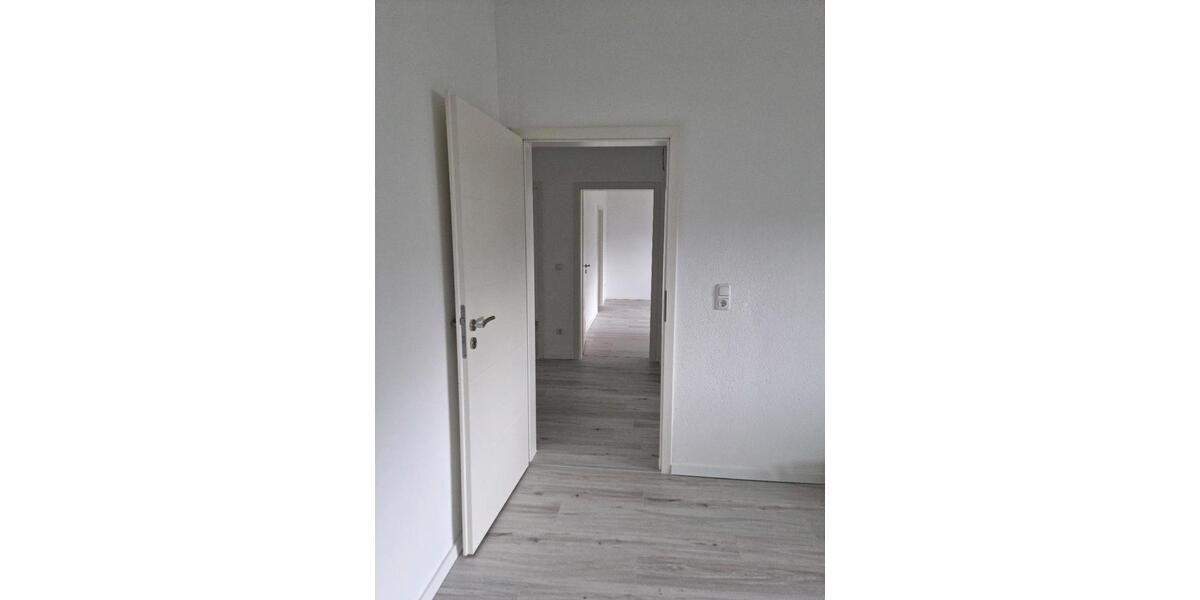 Erdgeschoßwohnung Goslar Immenrode - 4 Zimmer, 100 m&sup2;, 800&euro; | Angebot:26580631