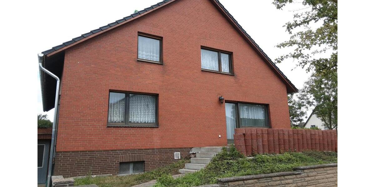 Einfamilienhaus Wendeburg - 10 Zimmer, 220 m&sup2;, 335.000&euro; | Angebot:26006110