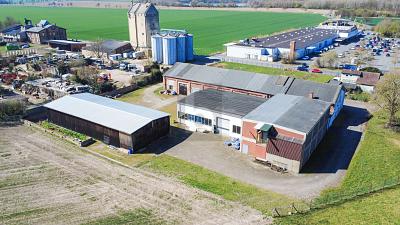 HALLENKOMPLEX MIT FREIFLÄCHEN UND WIESE - Gewerbeobjekt Ilsede | Angebot:27337556