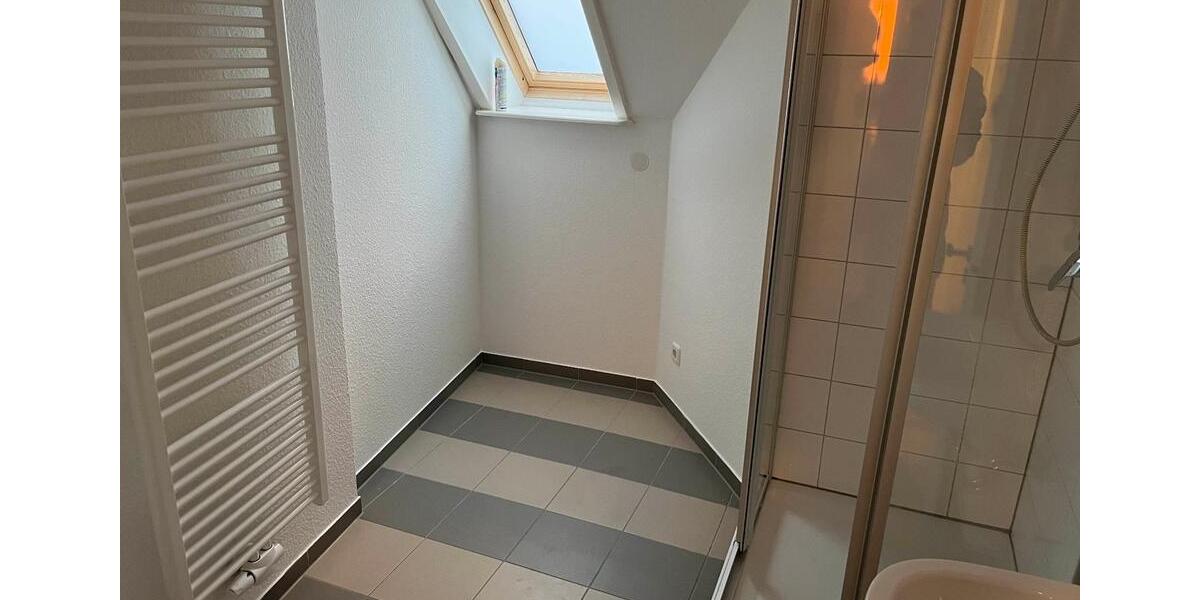 Dachgeschoßwohnung Wolfenbüttel Ahlum - 1 Zimmer, 39 m&sup2;, 126.000&euro; | Angebot:25168217