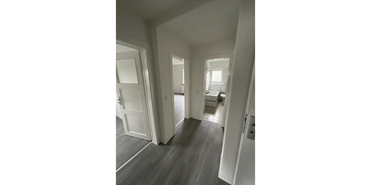 Etagenwohnung Salzgitter Ortschaft Ost - 3 Zimmer, 55 m&sup2;, 384&euro; | Angebot:25145673