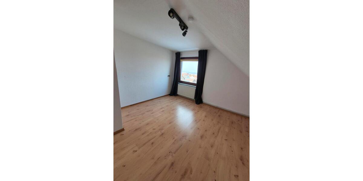 Dachgeschoßwohnung Salzgitter Ortschaft Nord - 3 Zimmer, 60 m&sup2;, 110.000&euro; | Angebot:25299125