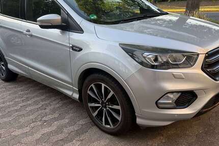 Ford Kuga 152.000 km 11.900 &euro; Ilsede / OT Adenstedt 31246