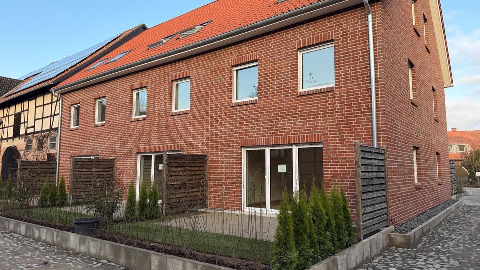 Reihenhaus Braunschweig Heidberg-Melverode - 6 Zimmer, 165 m&sup2;, 2.250&euro; | Angebot:25919569