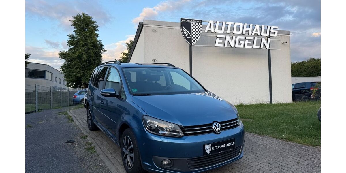 VW Touran 147.210 km 9.390 &euro; Salzgitter 38229