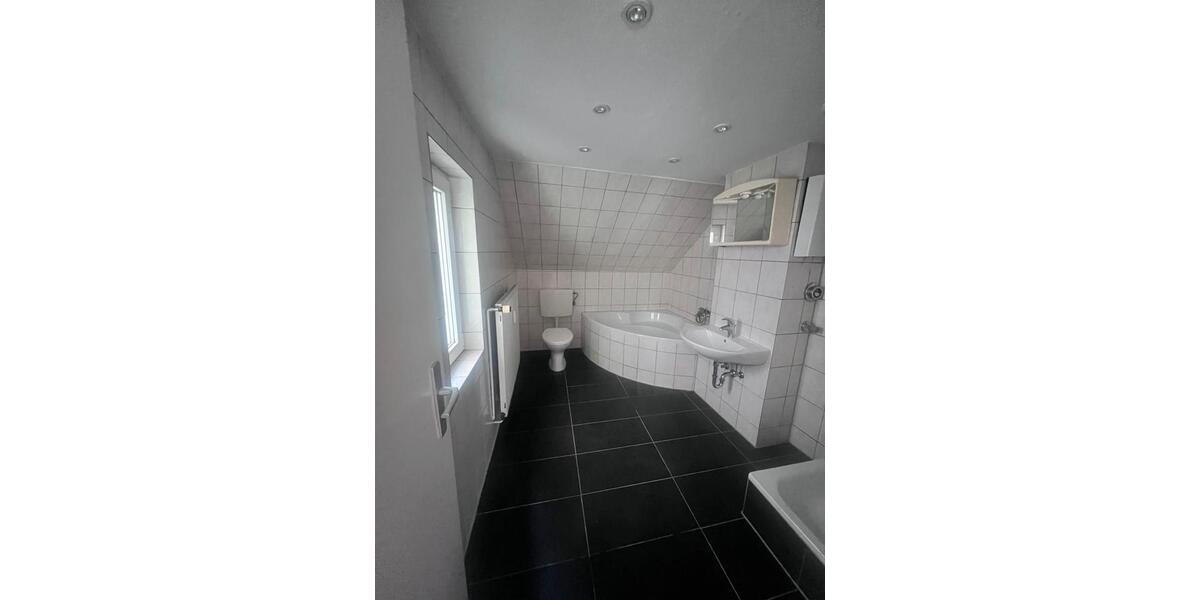 Dachgeschoßwohnung Braunschweig Lehndorf-Watenbüttel - 2 Zimmer, 63 m&sup2;, 770&euro; | Angebot:25698848