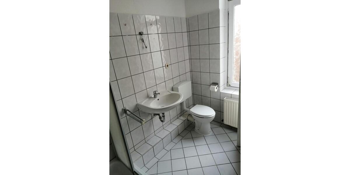 Einfamilienhaus Schöningen - 12 Zimmer, 172 m&sup2;, 167.000&euro; | Angebot:27005334