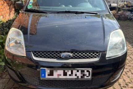 Ford Fiesta 131.121 km 3.000 &euro; Uehrde 38170