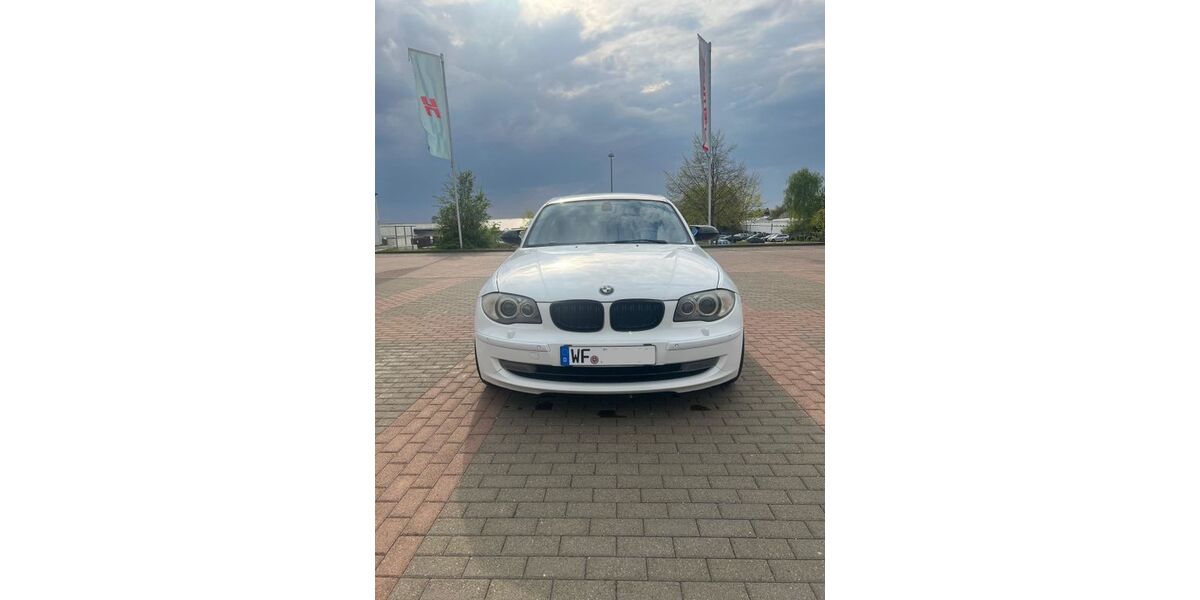 BMW 118 303.000 km 2.799 &euro; Wolfenbüttel 38304