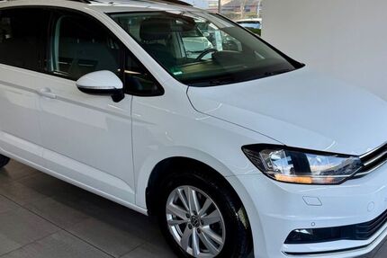 VW Touran 119.000 km 20.990 &euro; Braunschweig 38116