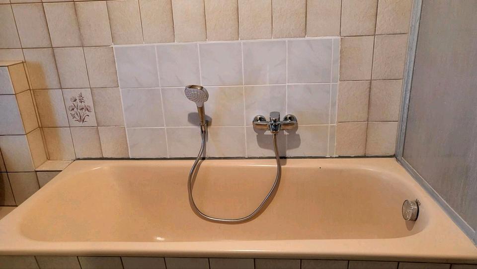 Einfamilienhaus Hillerse - 8 Zimmer, 220 m&sup2;, 1.500&euro; | Angebot:26047172