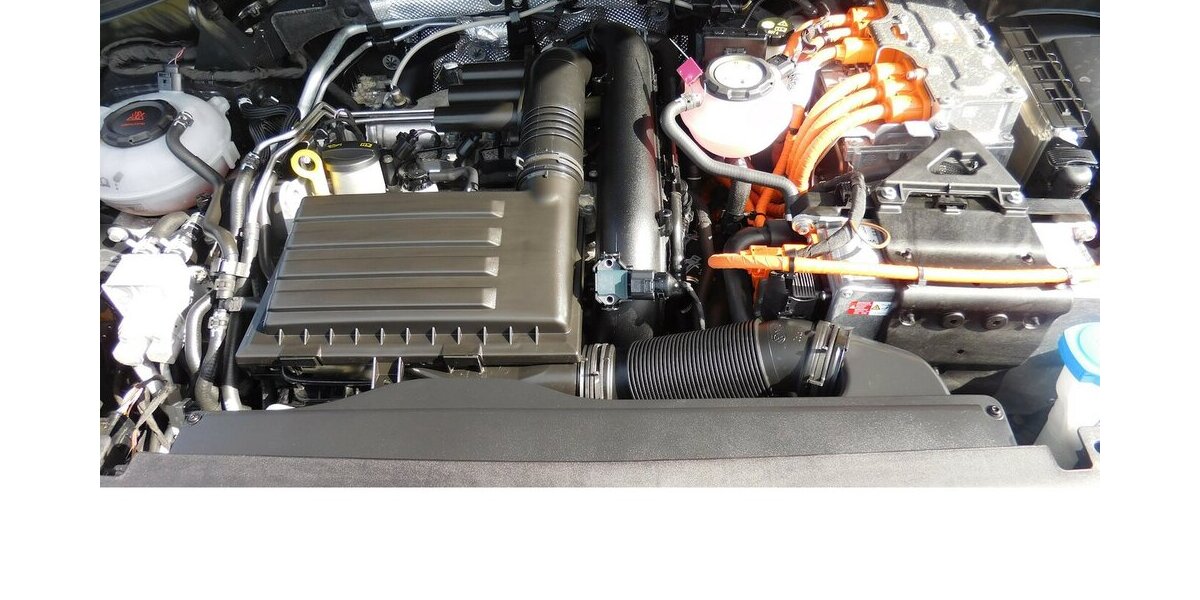 VW Tiguan 1.4 Life e-Hybrid TSI BMT DSG Navi Klima 27.600 km 24.990 &euro; Vordorf 38533