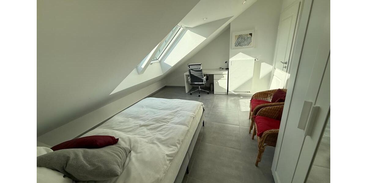 Dachgeschoßwohnung Braunschweig Östliches Ringgebiet - 2 Zimmer, 58 m&sup2;, 900&euro; | Angebot:25943336
