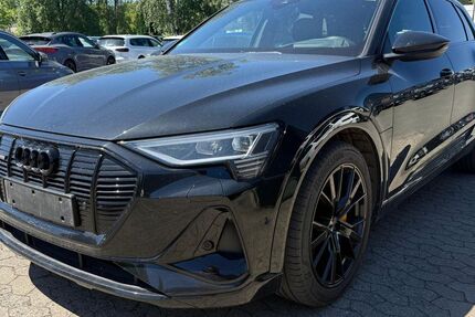 Audi e-tron 179.772 km 22.990 &euro; Braunschweig 38122