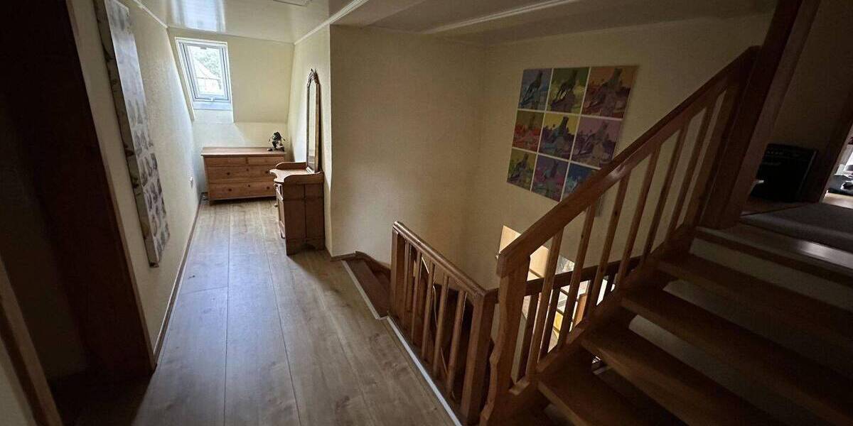 Mehrfamilienhaus, Wohnhaus Rötgesbüttel - 5 Zimmer, 200 m&sup2;, 375.000&euro; | Angebot:25755926