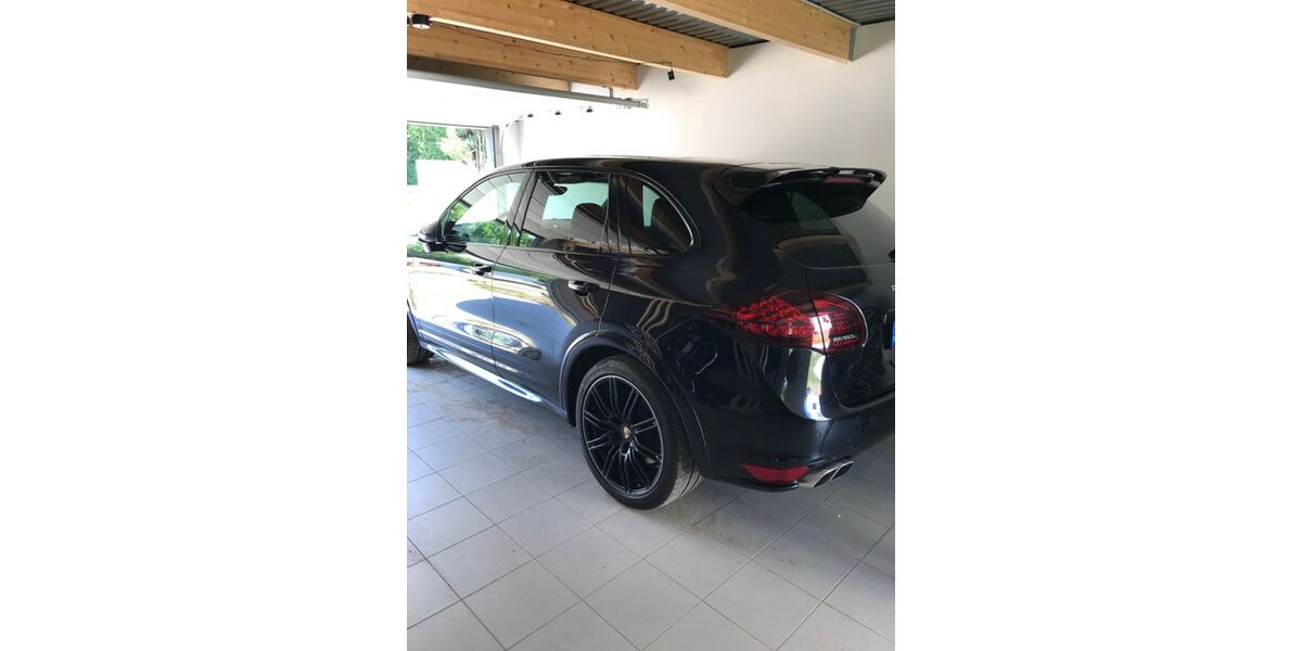 Porsche Cayenne 233.000 km 21.700 &euro; Braunschweig 38124
