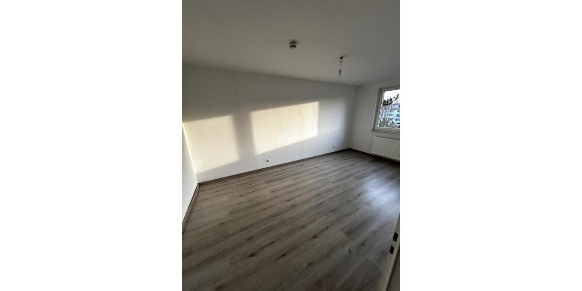 Etagenwohnung Braunschweig Timmerlah-Geitelde-Stiddien - 3 Zimmer, 80 m&sup2;, 649&euro; | Angebot:25310715