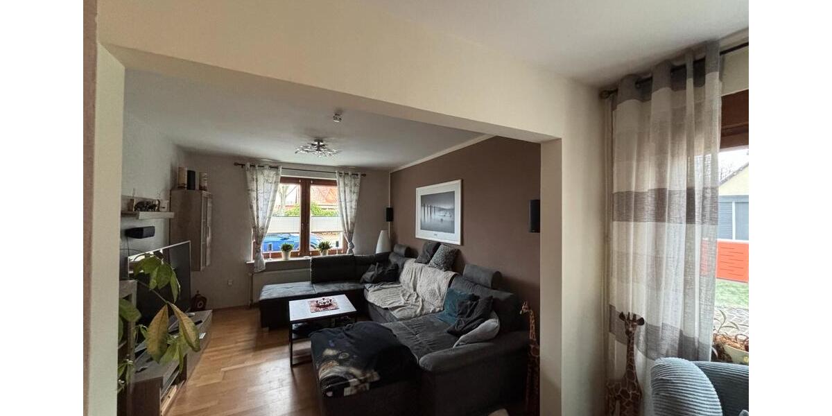 Doppelhaushälfte Lengede - 7 Zimmer, 150 m&sup2;, 275.000&euro; | Angebot:24314511