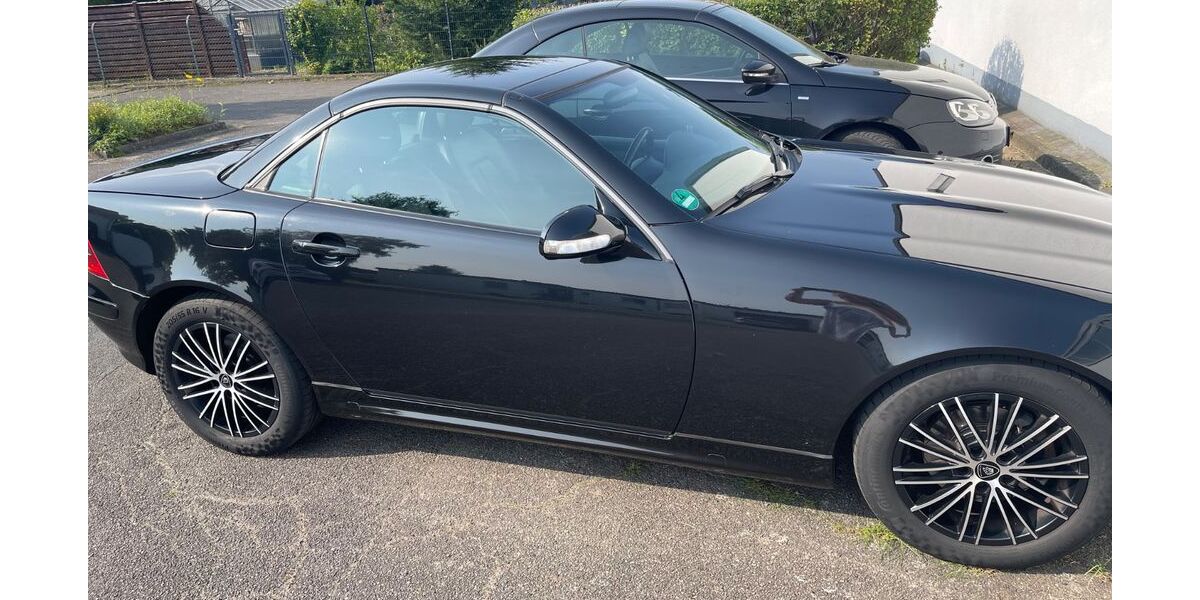 Mercedes-Benz SLK 200 93.500 km 6.200 &euro; Lehre 38165