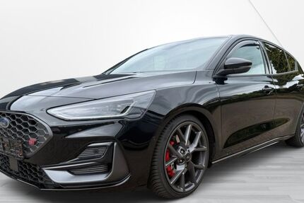 Ford Focus 9.828 km 34.900 &euro; Vechelde 38159