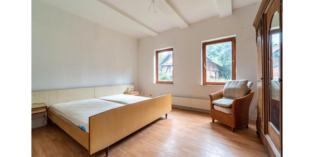 Mehrfamilienhaus, Wohnhaus Liebenburg - 15 Zimmer, 344 m&sup2;, 99.000&euro; | Angebot:26987428