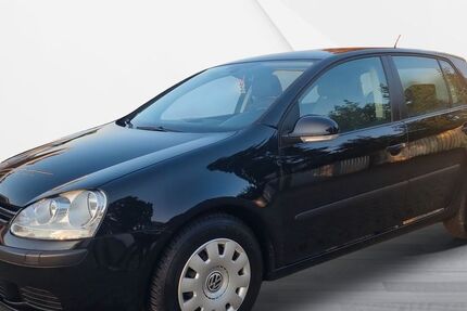 VW Golf 227.500 km 2.999 &euro; Braunschweig 38120