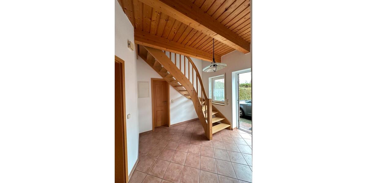 Doppelhaushälfte Rötgesbüttel - 4 Zimmer, 147 m&sup2;, 1.350&euro; | Angebot:26582093