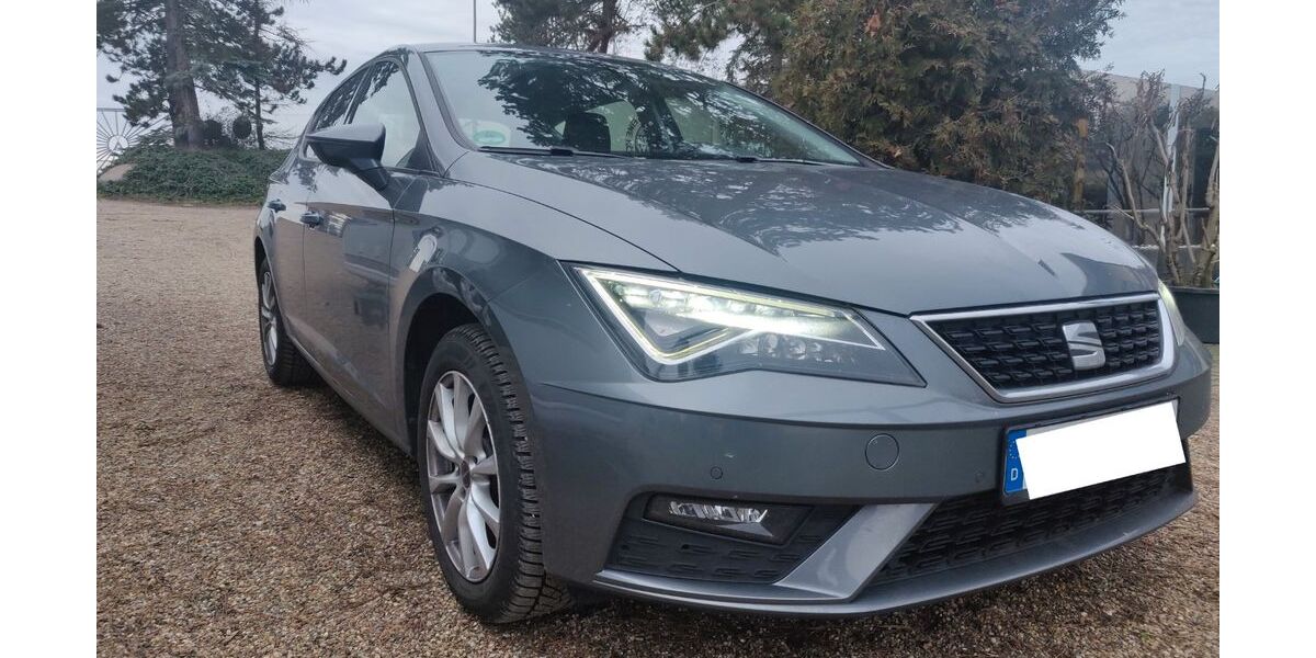 Seat Leon 106.000 km 11.800 &euro; Peine 31226