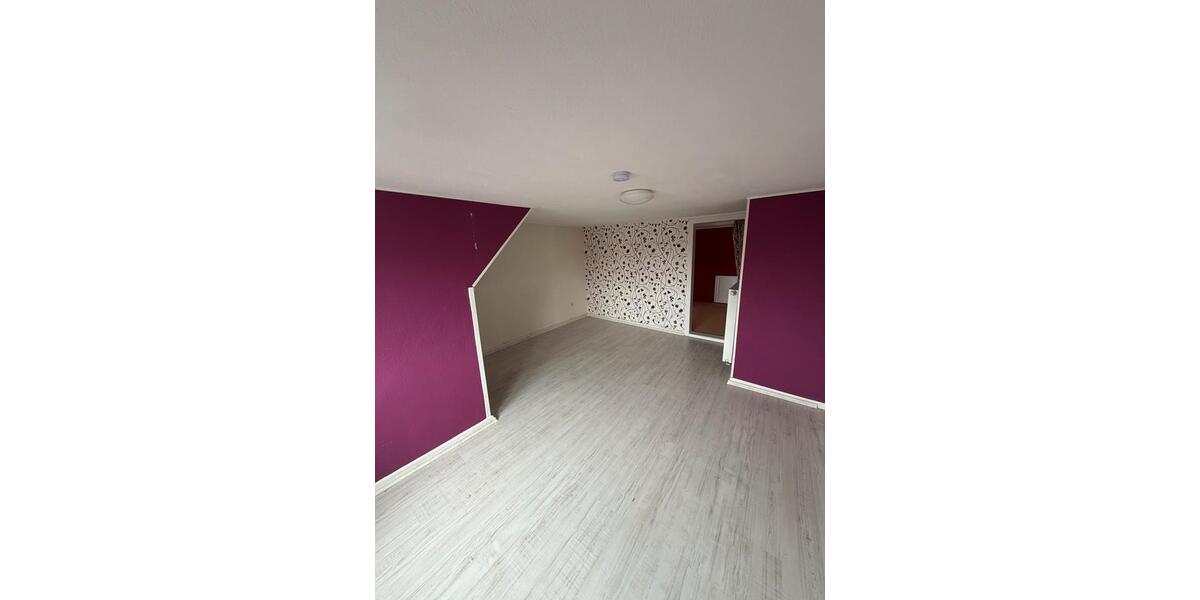 Etagenwohnung Langelsheim - 5.5 Zimmer, 135 m&sup2;, 1.000&euro; | Angebot:25225899