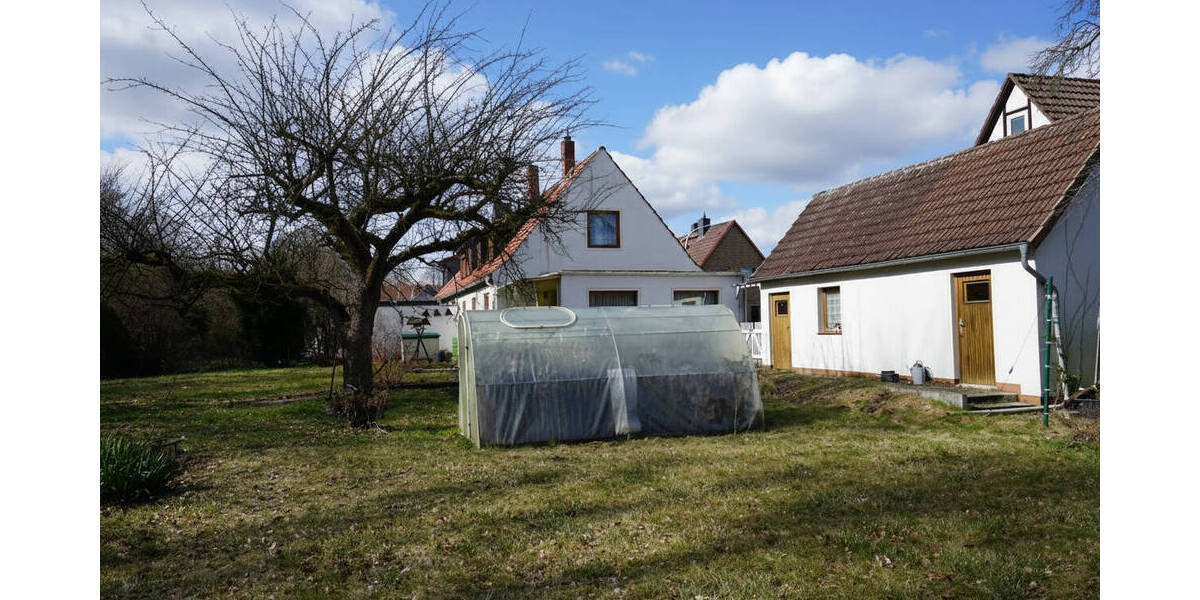 Doppelhaushälfte Braunschweig / Südstadt Südstadt - 4 Zimmer, 120 m&sup2;, 330.000&euro; | Angebot:26107526