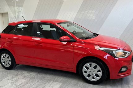 Hyundai i20 73.716 km 9.950 &euro; Liebenburg 38704