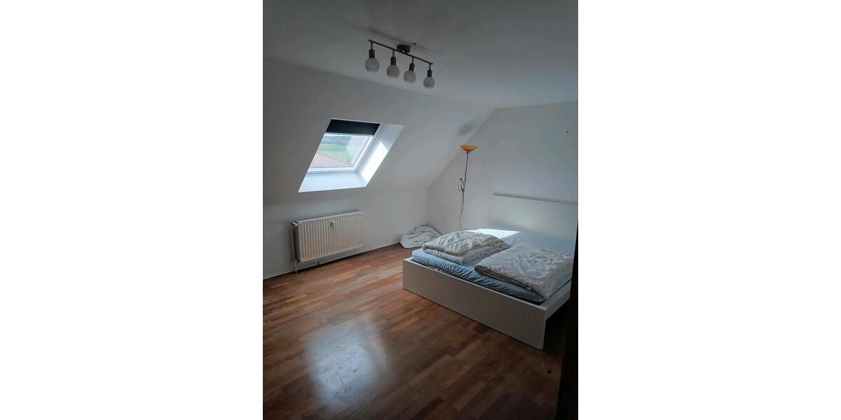 Einfamilienhaus Wolsdorf - 8 Zimmer, 225 m&sup2;, 295.000&euro; | Angebot:26039799