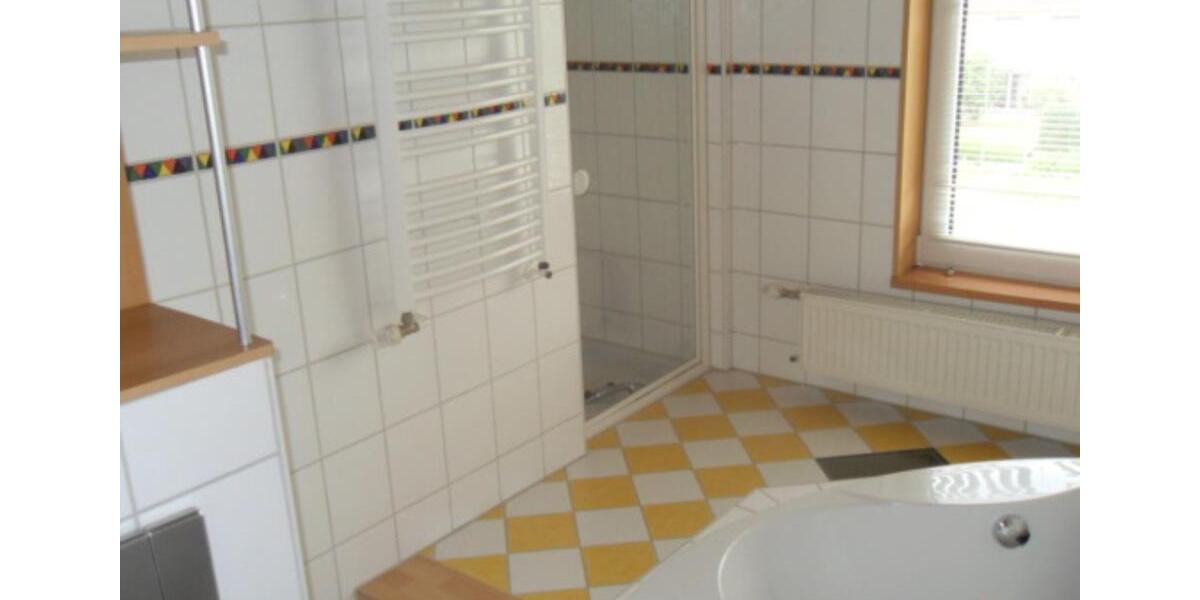 Etagenwohnung Wolfenbüttel Adersheim - 4 Zimmer, 100 m&sup2;, 189.000&euro; | Angebot:23397915