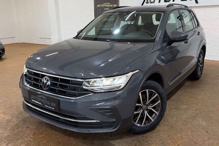 VW Tiguan 64.400 km 26.490 &euro; Braunschweig Wenden 38110