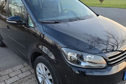 VW Touran 183.610 km 5.900 &euro; Salzgitter 38228