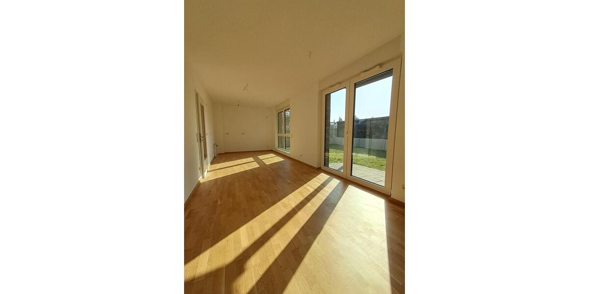 Erdgeschoßwohnung Peine - 3 Zimmer, 95 m&sup2;, 1.135&euro; | Angebot:25489035