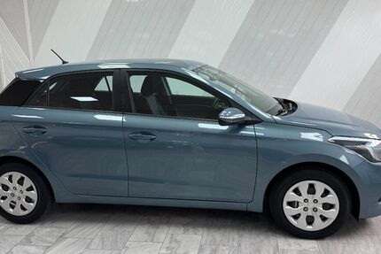 Hyundai i20 39.948 km 9.350 &euro; Liebenburg 38704