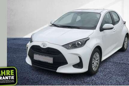 Toyota Yaris 21.000 km 14.690 &euro; Goslar 38644