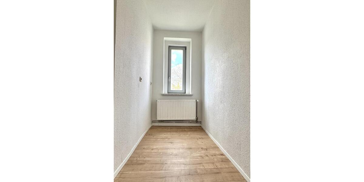 Etagenwohnung Schöningen - 2 Zimmer, 82 m&sup2;, 490&euro; | Angebot:23536150