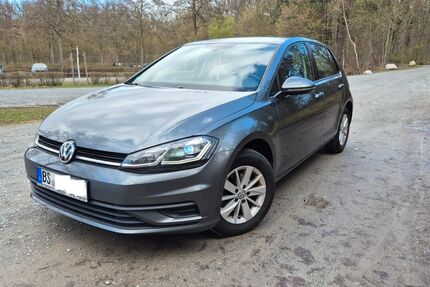 VW Golf 99.800 km 11.400 &euro; Braunschweig 38124