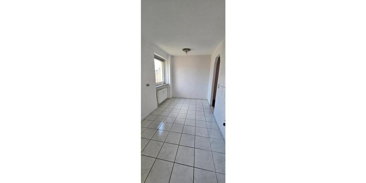 Etagenwohnung Wolfenbüttel Adersheim - 3 Zimmer, 75 m&sup2;, 750&euro; | Angebot:26603173